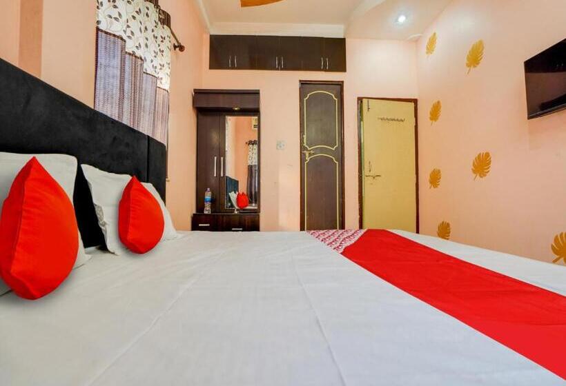 Oyo Flagship Hotel 69 Stays