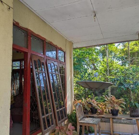 Пансион Agus Family Homestay