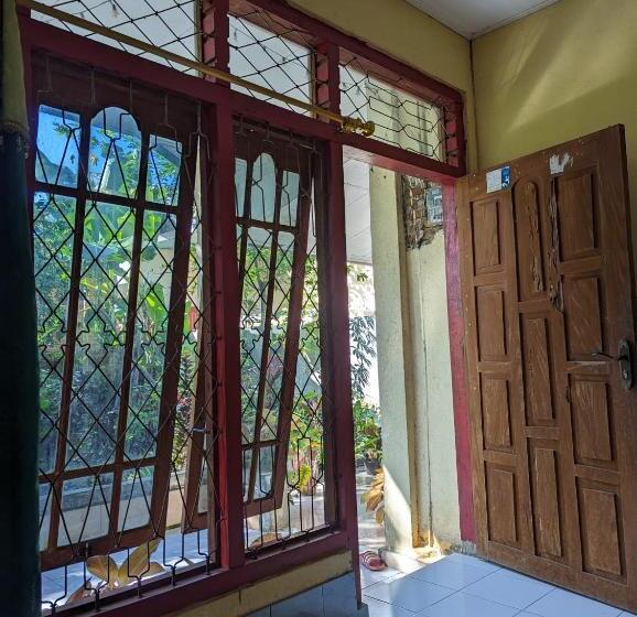 Пансион Agus Family Homestay