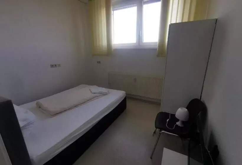 ペンション Einzelbettzimmer In Ramstein
