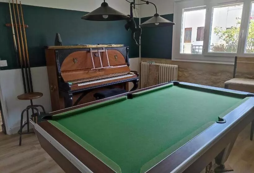 پانسیون Suite Avec Billard Et Jacuzzi