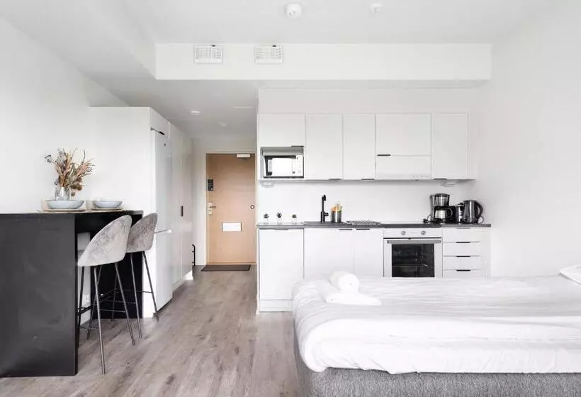 Serviced Apartments Länsiväylä By Uhanda