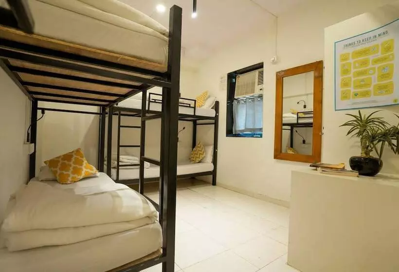 Retkeilymaja Locomo Express   Stay Work Eat