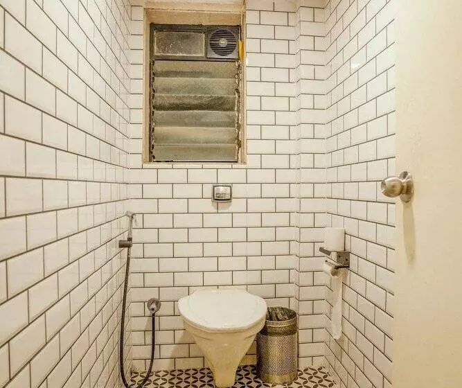 Retkeilymaja Locomo Express   Stay Work Eat