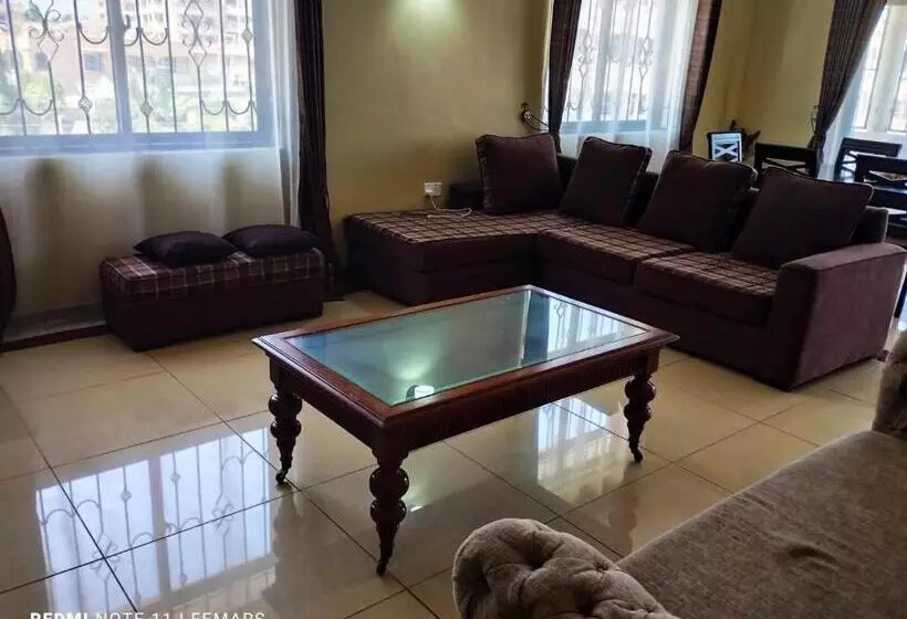 تختخواب و صبحانه Bamburi Lakeview