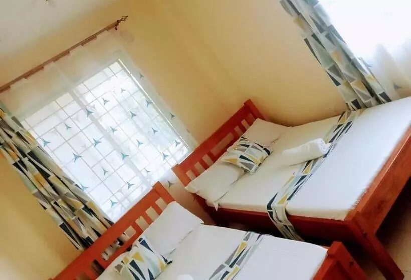 تختخواب و صبحانه Bamburi Lakeview