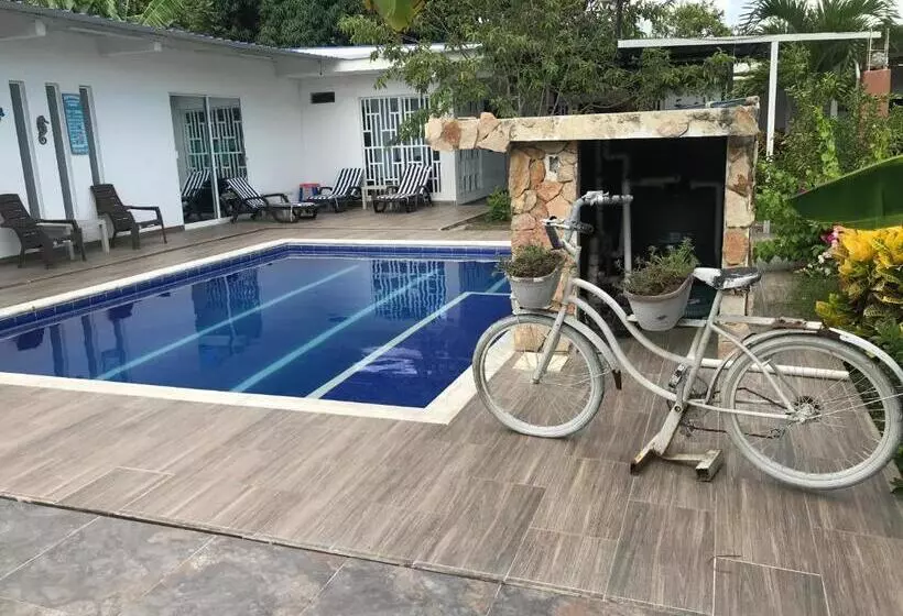 ベッドアンドブレックファースト Casa Hotel El Encanto De Carmen
