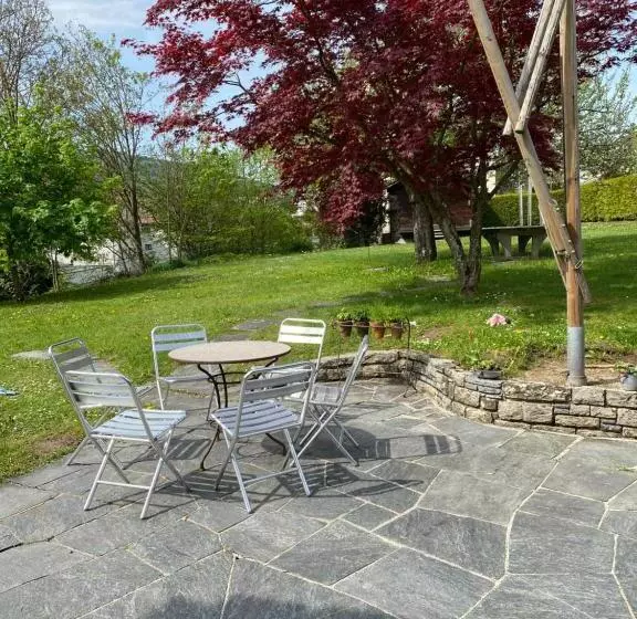 Aamiaismajoitus (B&B) La Maison Du Petit Bonheur