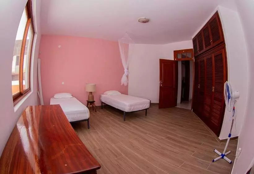 تختخواب و صبحانه Villa Palmarina