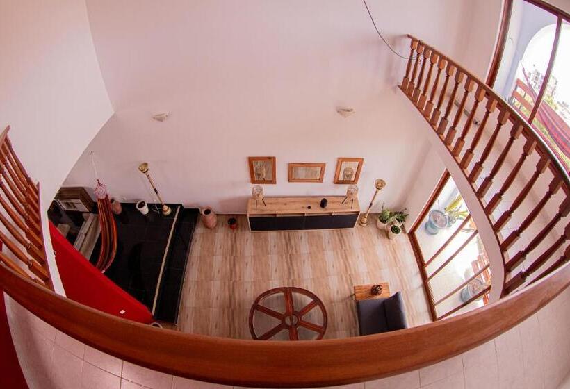 تختخواب و صبحانه Villa Palmarina