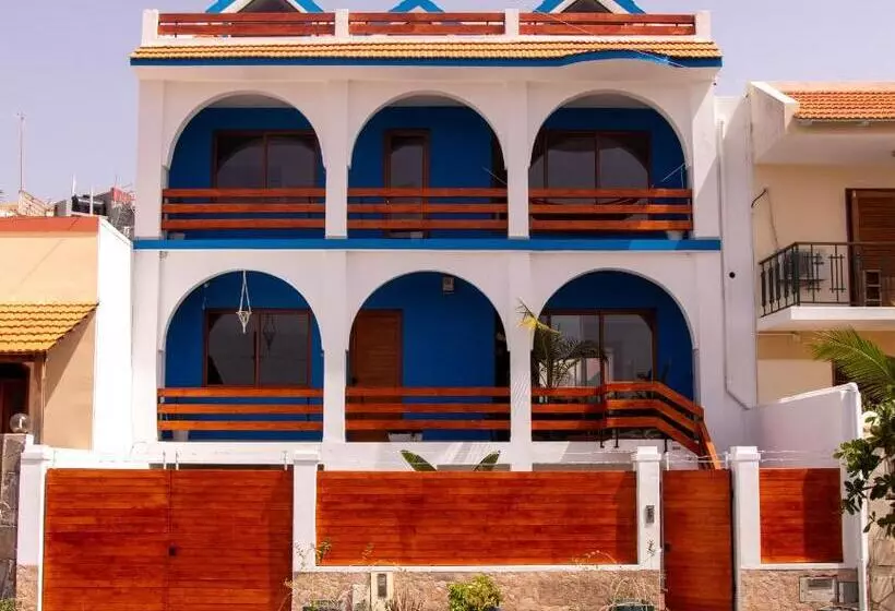 تختخواب و صبحانه Villa Palmarina