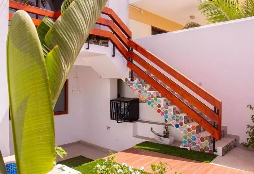 تختخواب و صبحانه Villa Palmarina