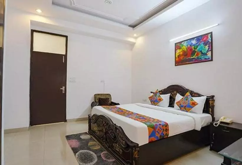 Hotelli Admire Inn Noida Sector 50