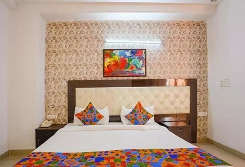 Hotelli Admire Inn Noida Sector 50