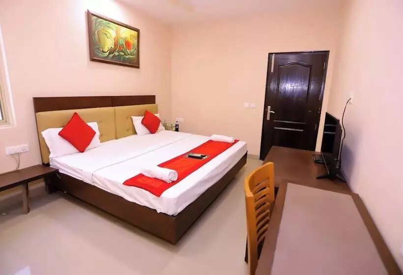 Hotelli Admire Inn Noida Sector 50