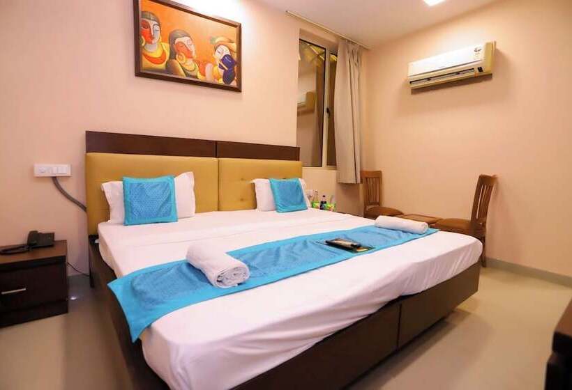 בית מלון כפרי Admire Inn Noida Sector 50