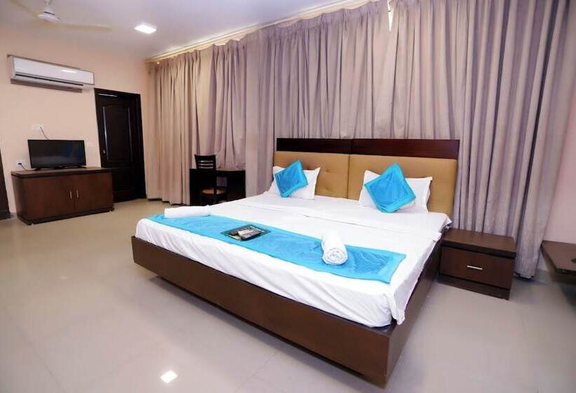 בית מלון כפרי Admire Inn Noida Sector 50