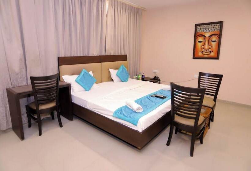 בית מלון כפרי Admire Inn Noida Sector 50