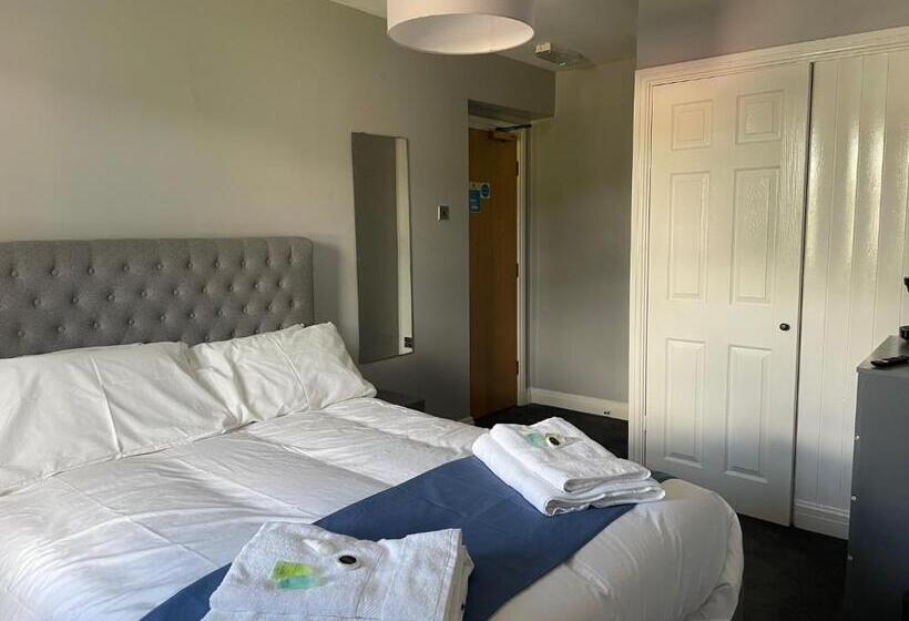 בית מלון כפרי Feildens Arms &