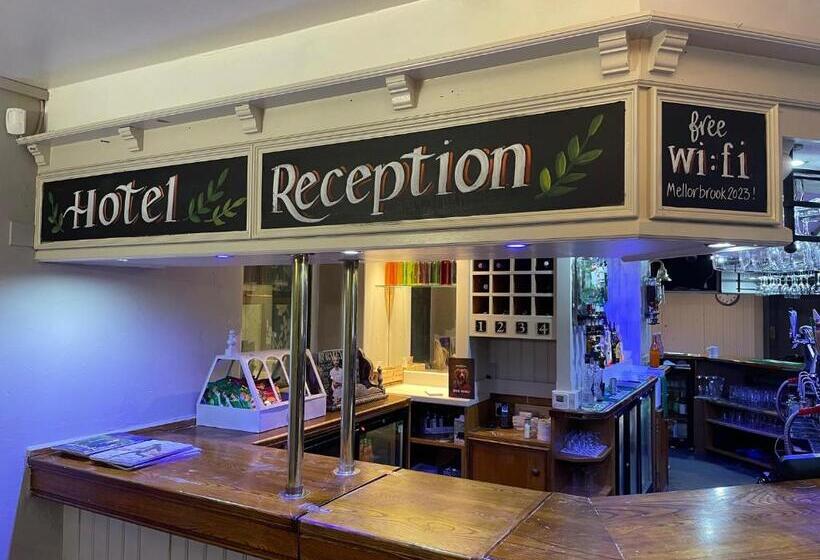 בית מלון כפרי Feildens Arms &