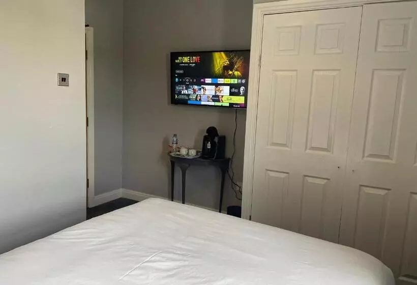 Hotelli Feildens Arms &