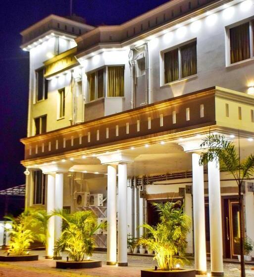 호텔 Golden Gleam Resorts