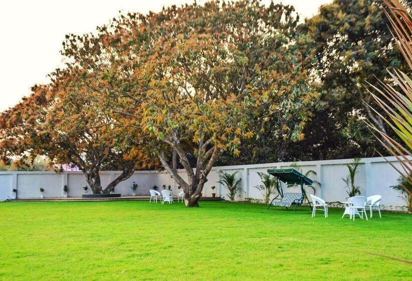 호텔 Golden Gleam Resorts