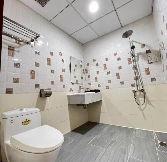 هتل Khách Sạn Hoàng Gia 2