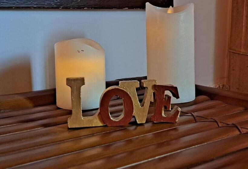 فندق Mas Des Rochers   Case Bambou