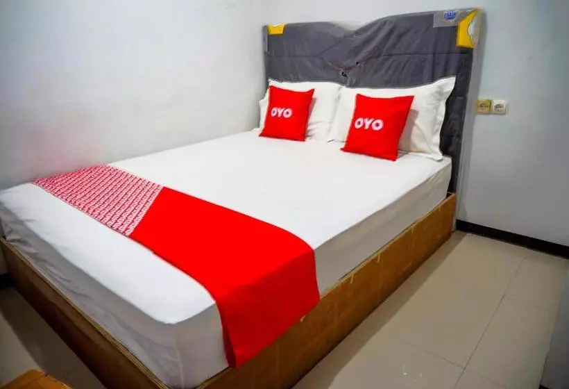 Hotelli Oyo 93069 Penginapan Sumber Rizki
