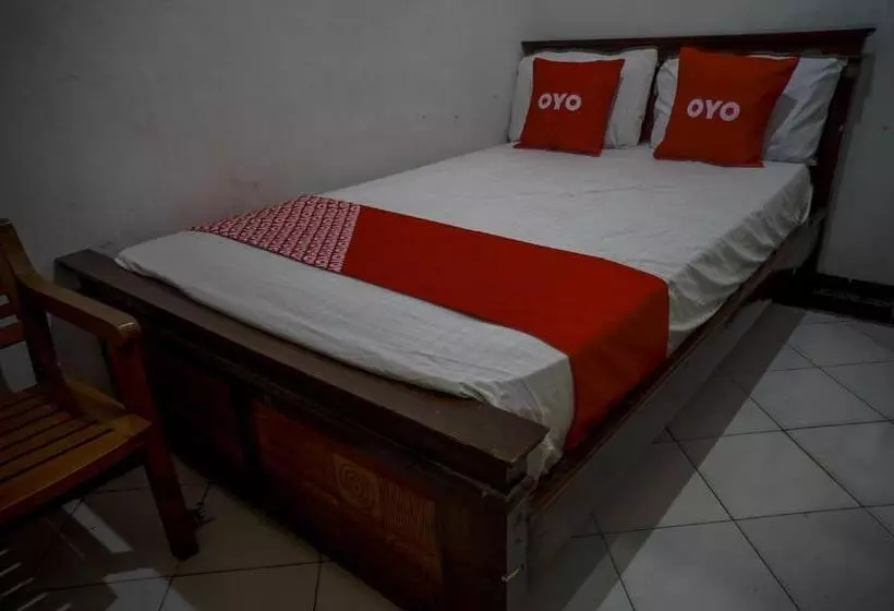 Hotelli Oyo 93069 Penginapan Sumber Rizki