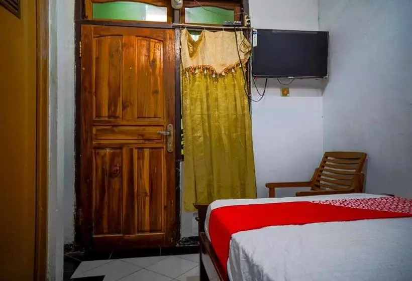 Hotelli Oyo 93069 Penginapan Sumber Rizki