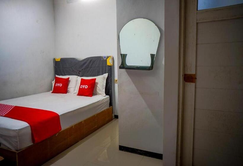 ホテル Oyo 93069 Penginapan Sumber Rizki