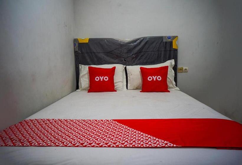 ホテル Oyo 93069 Penginapan Sumber Rizki