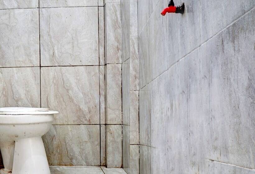 Hotell Oyo Life 92919 Kost Wijaya Kusuma Lake Syariah