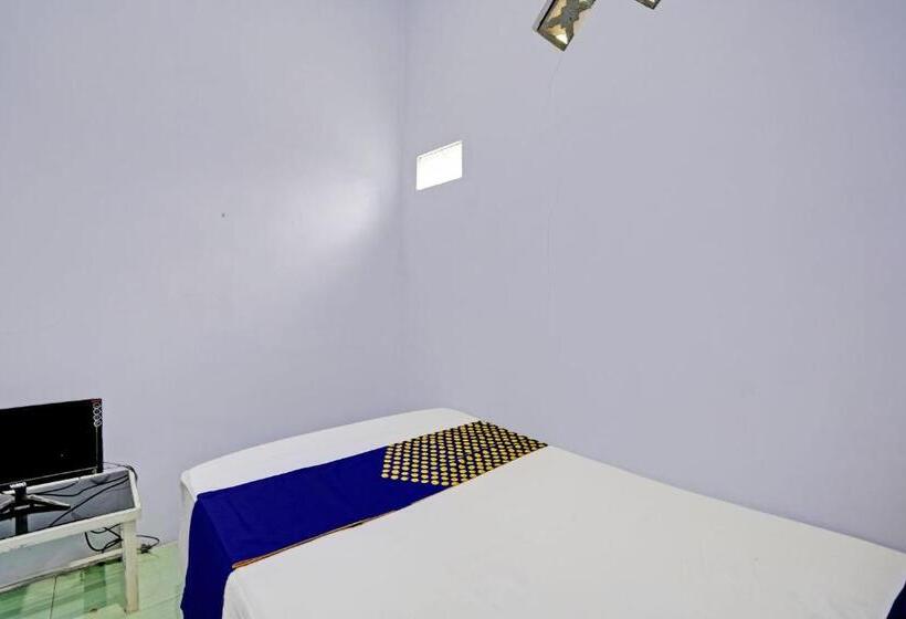 호텔 Oyo Life 92937 Kost Putri Sarkara Syariah