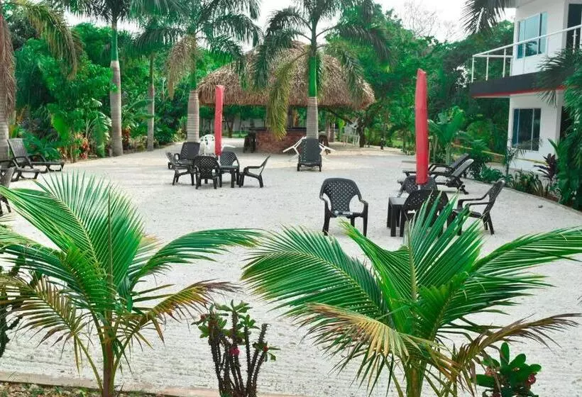 Hotelli Riopark Beach