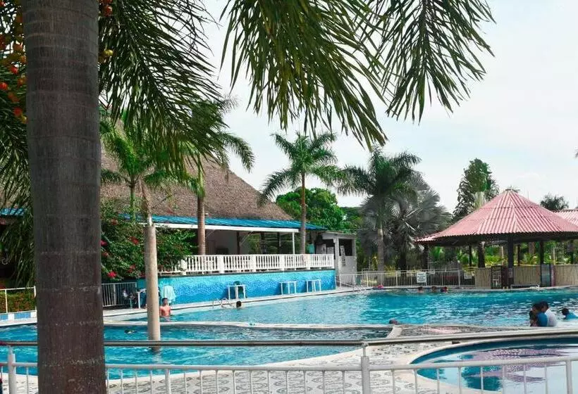 Hotelli Riopark Beach