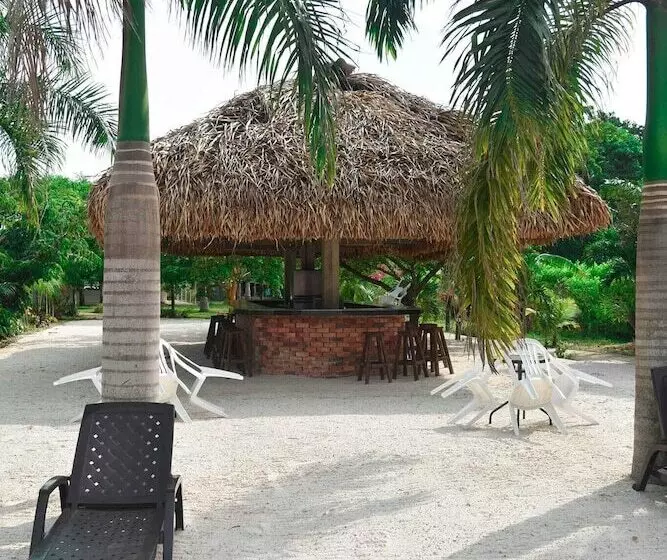 Hotelli Riopark Beach