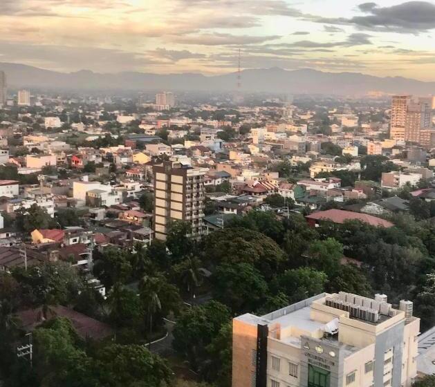 Hotel Staycation By Mav