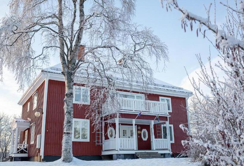 Jokkmokks Vandrarhem åsgård