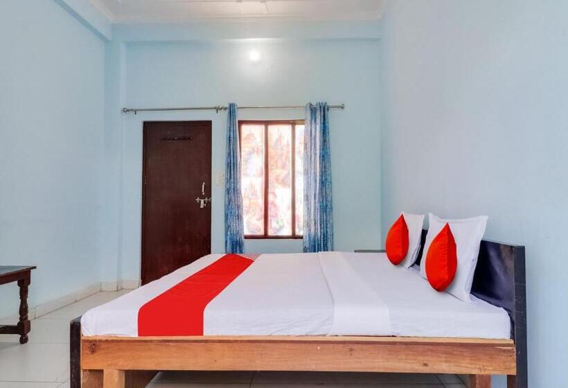 Oyo Flagship Hotel Kalindi Farms