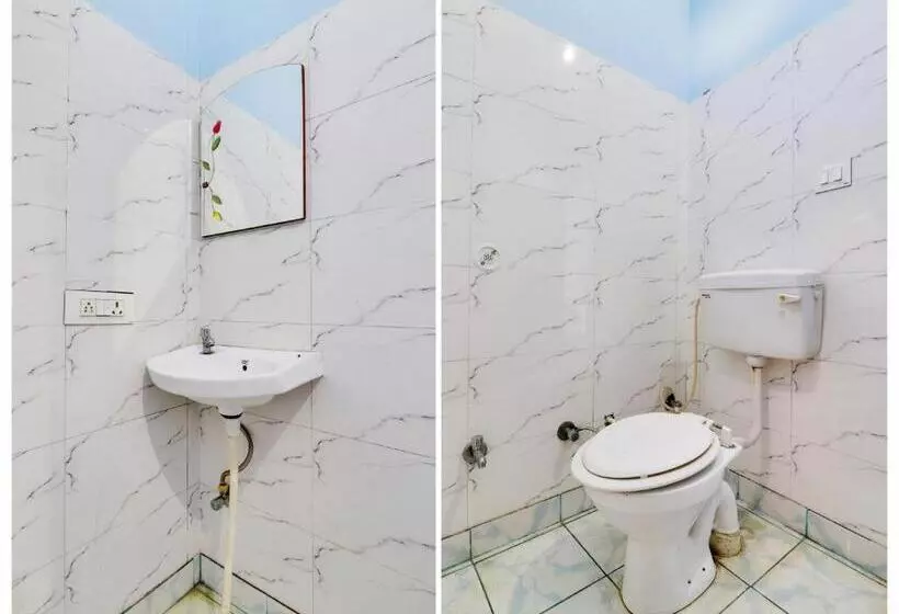 Oyo Flagship Hotel Kalindi Farms