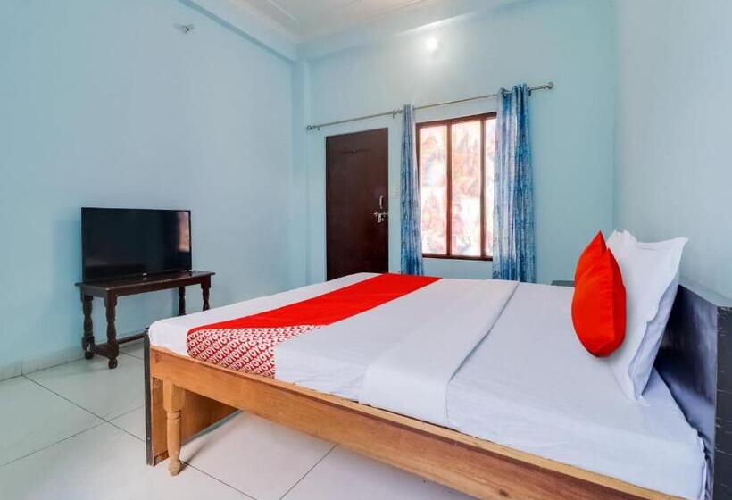 Oyo Flagship Hotel Kalindi Farms