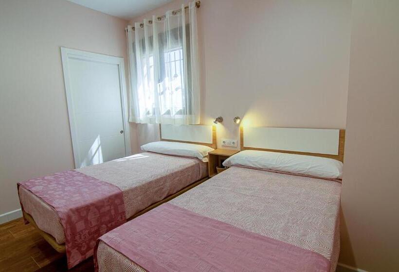 پانسیون Alojamientos Tajo Internacional