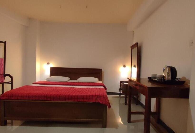 ペンション Blue Sky Guest House And Restaurant