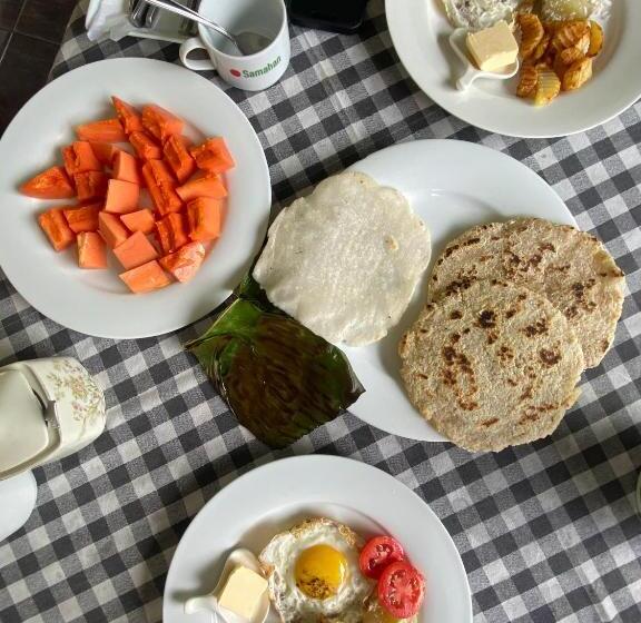 ペンション Blue Sky Guest House And Restaurant