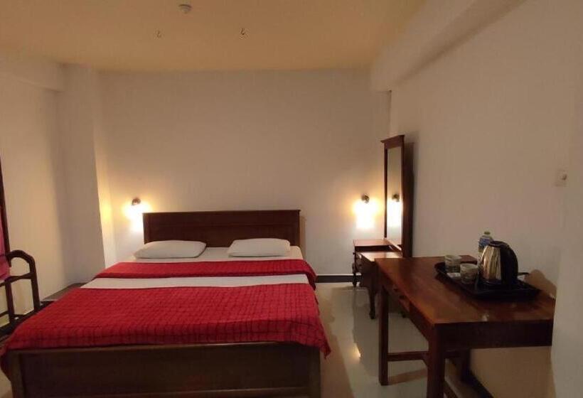 ペンション Blue Sky Guest House And Restaurant