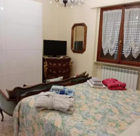 پانسیون Camere Vacanza Foligno Lusitana T2