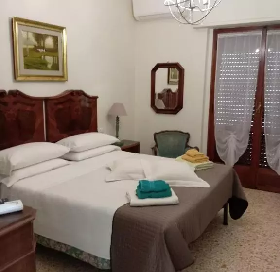 پانسیون Camere Vacanza Foligno Lusitana T2